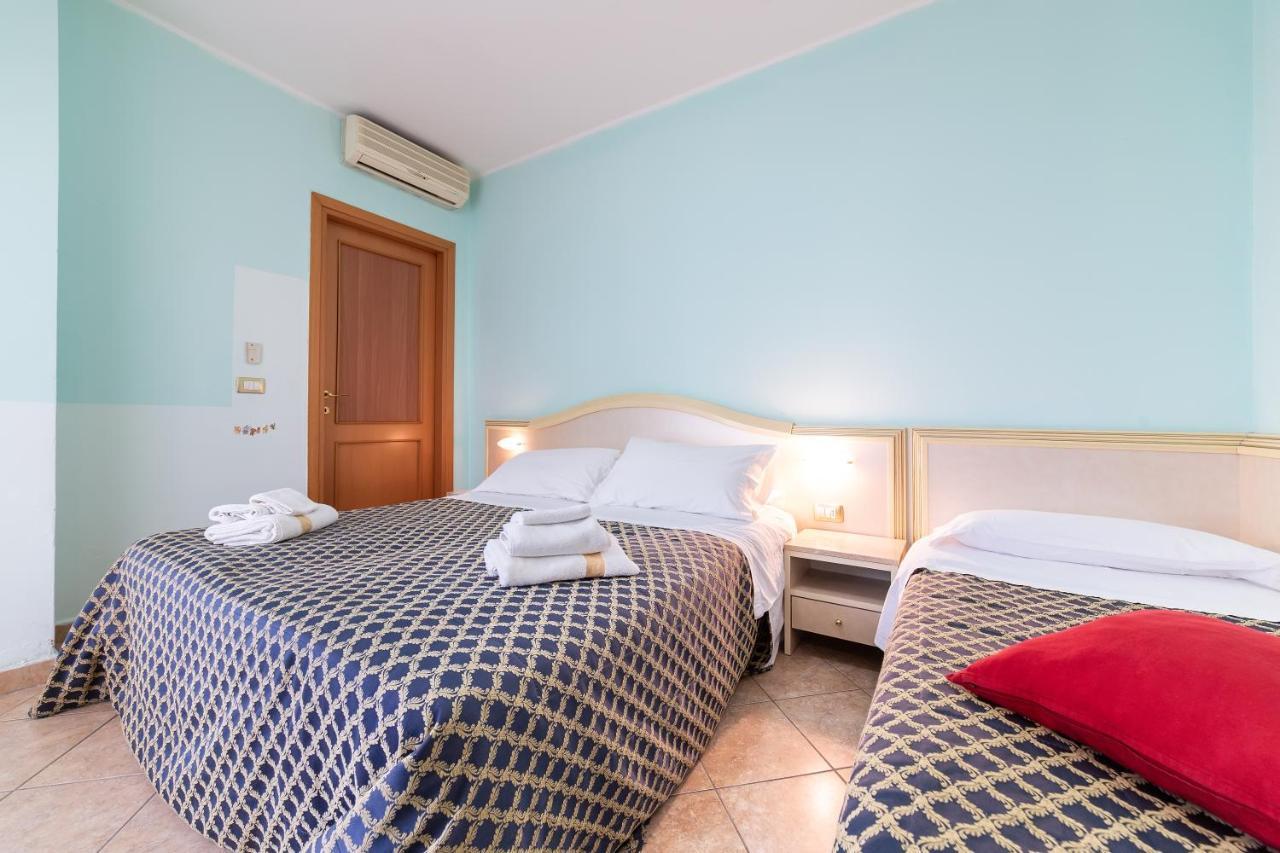 Residenza Melucci Aparthotel Rimini Exterior foto