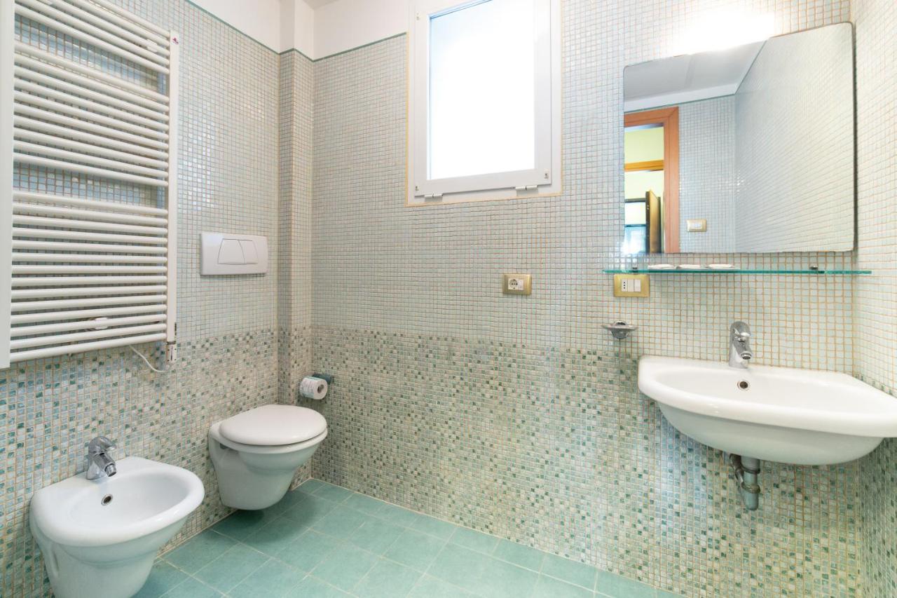 Residenza Melucci Aparthotel Rimini Exterior foto